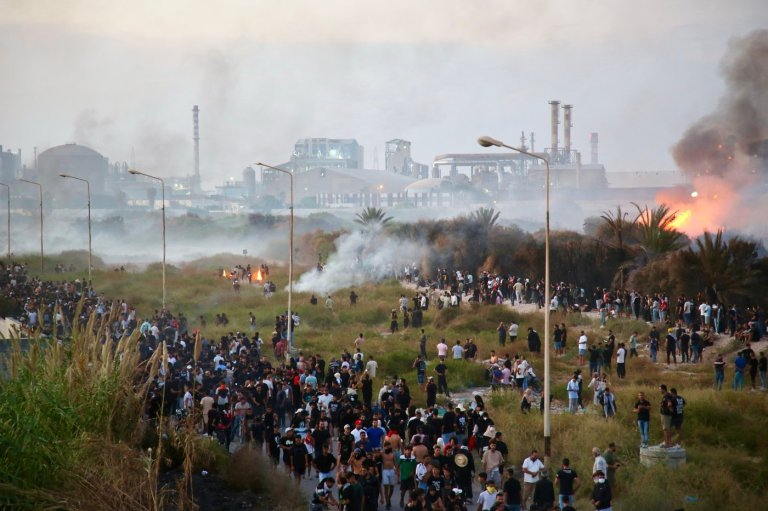Violence erupts during anti-pollution protest as anger boils in Tunisia’s phosphate belt | iNFOnews.ca