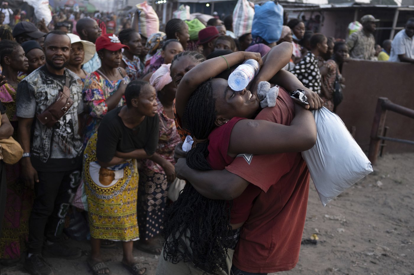 Congo frees 600 inmates at main prison in a bid to ease overcrowding | iNFOnews.ca