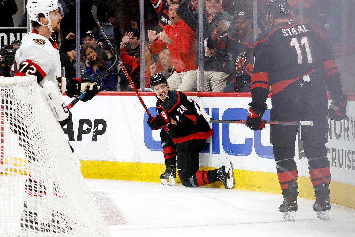 Hurricanes emerge from lengthy between-rounds pause to face Flyers in NHL playoffs | iNFOnews.ca