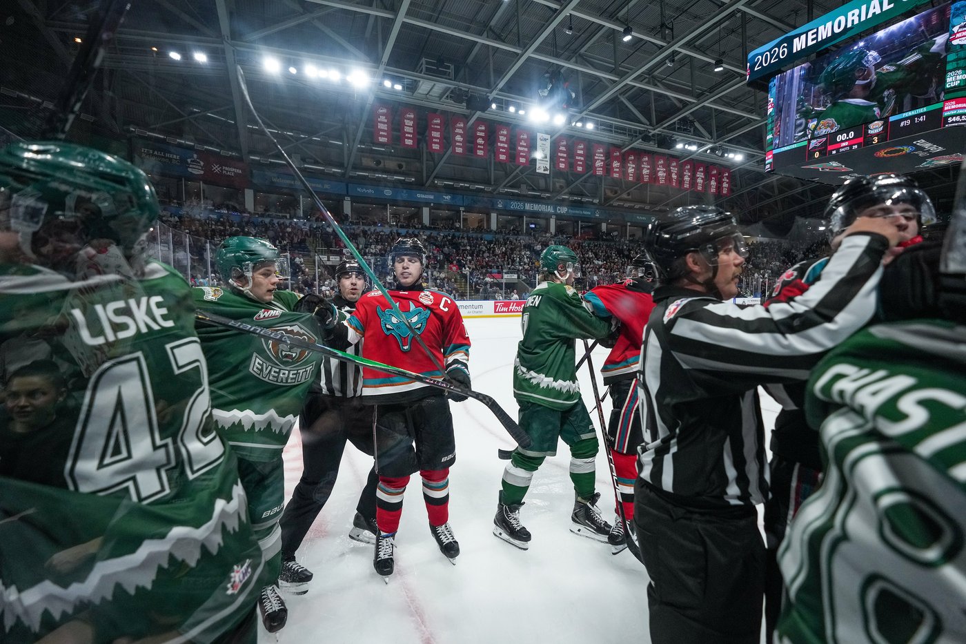 Everett Silvertips shut out Kelowna Rockets 4-0 in Memorial Cup, advance to semifinal | iNFOnews.ca