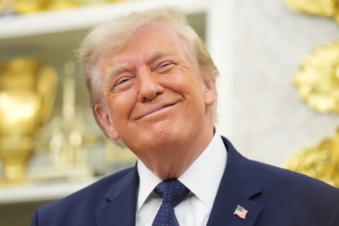Trump says World Cup referee's red card call was 'horrible' but insists he left outcome to FIFA | iNFOnews.ca