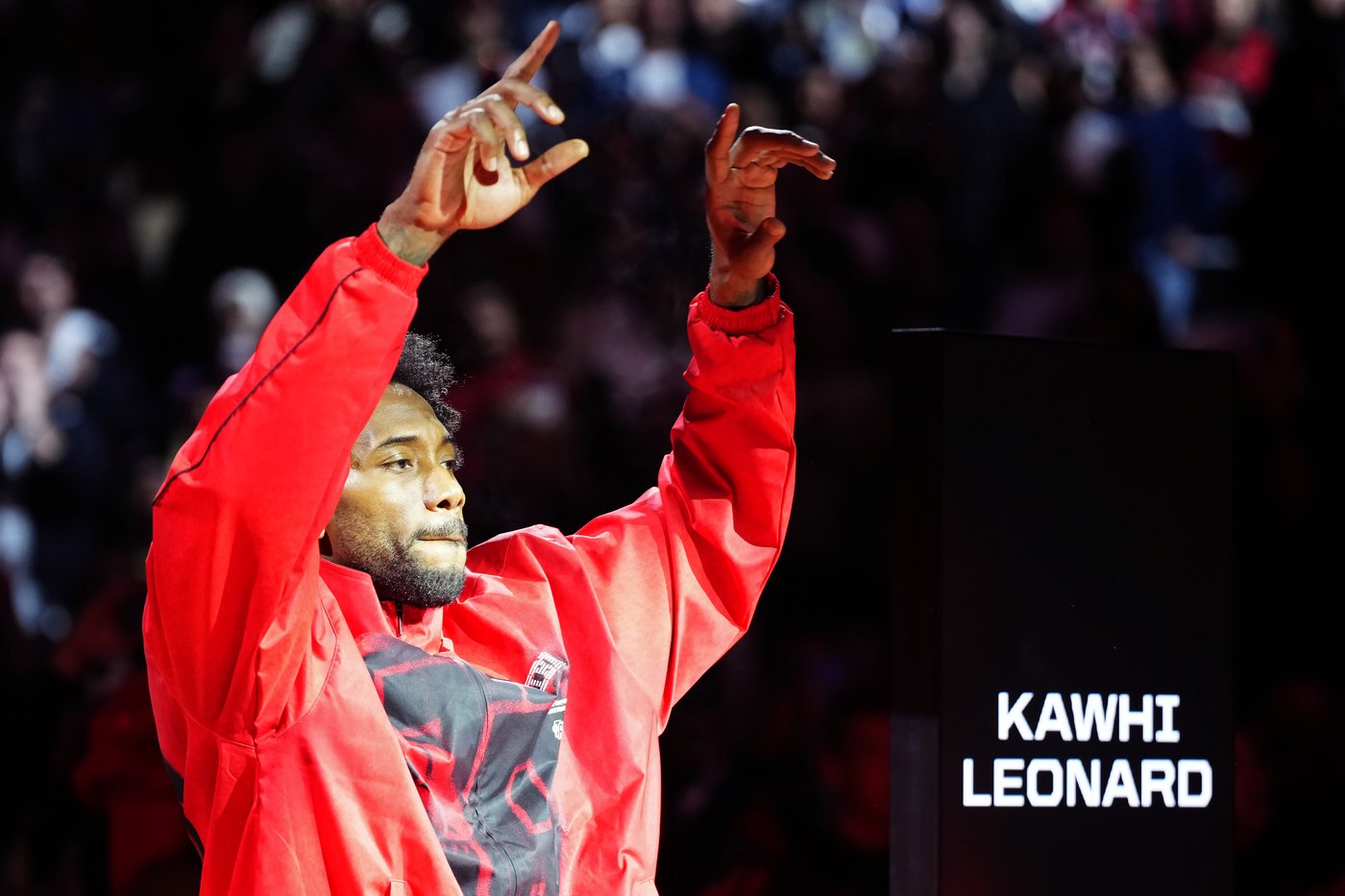 Excitement high as Kawhi Leonard makes Toronto Raptors regular-season debut | iNFOnews.ca Excitement high as Kawhi Leonard makes Toronto Raptors regular-season debut | iNFOnews.ca