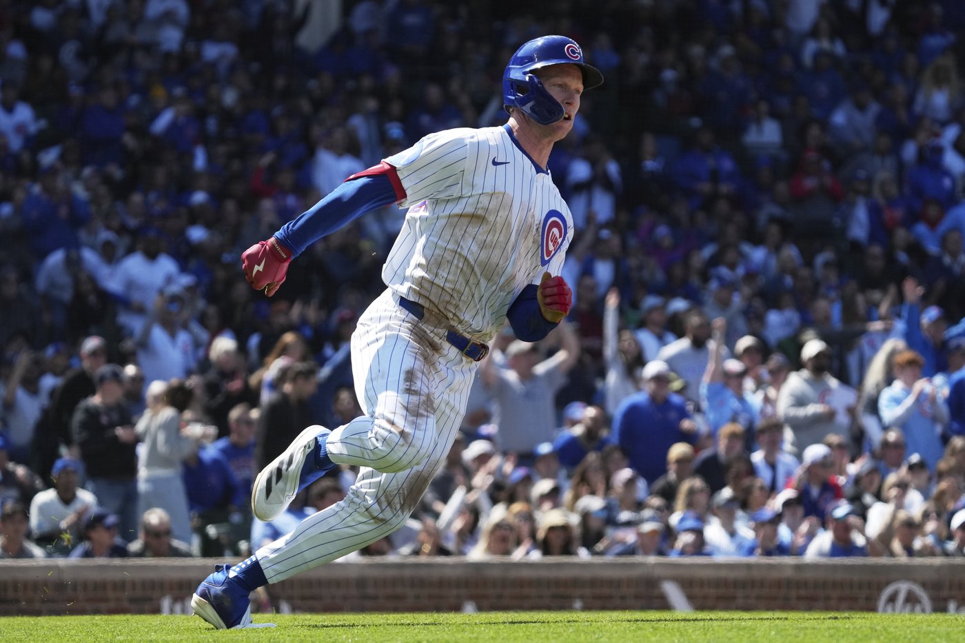 Pete Crow-Armstrong powers Cubs to 6-2 win over White Sox for 3-game sweep at Wrigley | iNFOnews.ca