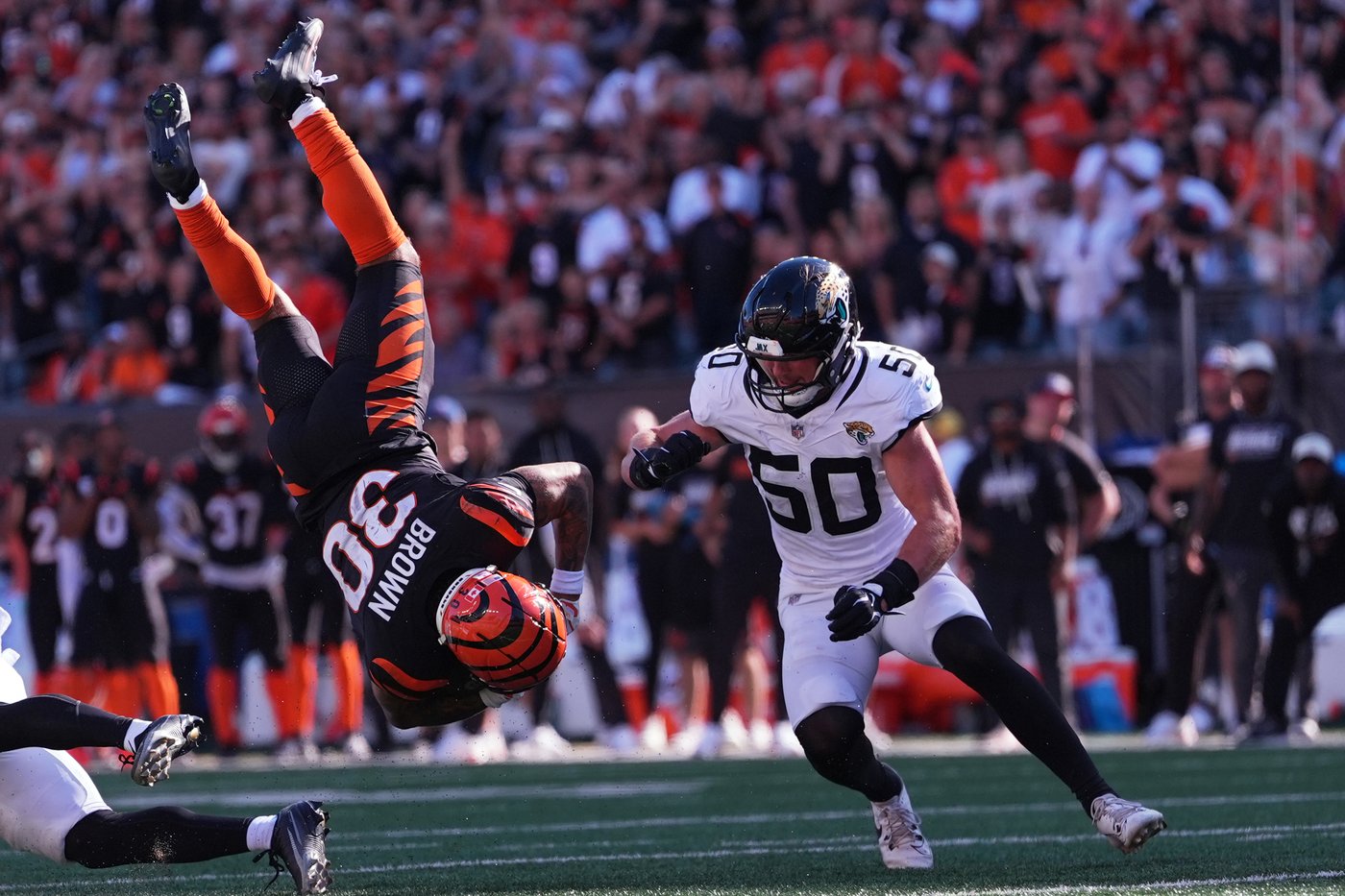 Trevor Lawrence finally gets 1st win over Bengals as Jaguars hold on for 22-17 victory | iNFOnews.ca