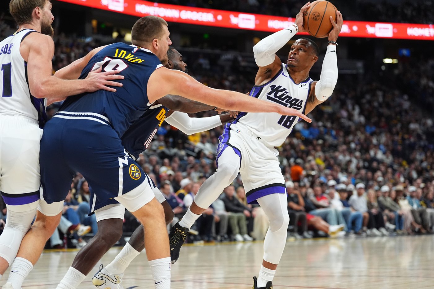 Jokic scores season-high 34 points to lead the Nuggets past the Kings, 130-124 | iNFOnews.ca Jokic scores season-high 34 points to lead the Nuggets past the Kings, 130-124 | iNFOnews.ca