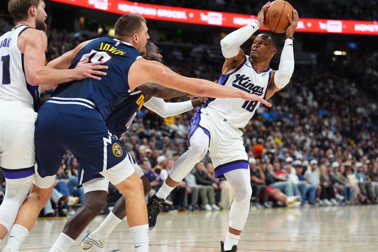 Jokic scores season-high 34 points to lead the Nuggets past the Kings, 130-124 | iNFOnews.ca Jokic scores season-high 34 points to lead the Nuggets past the Kings, 130-124 | iNFOnews.ca