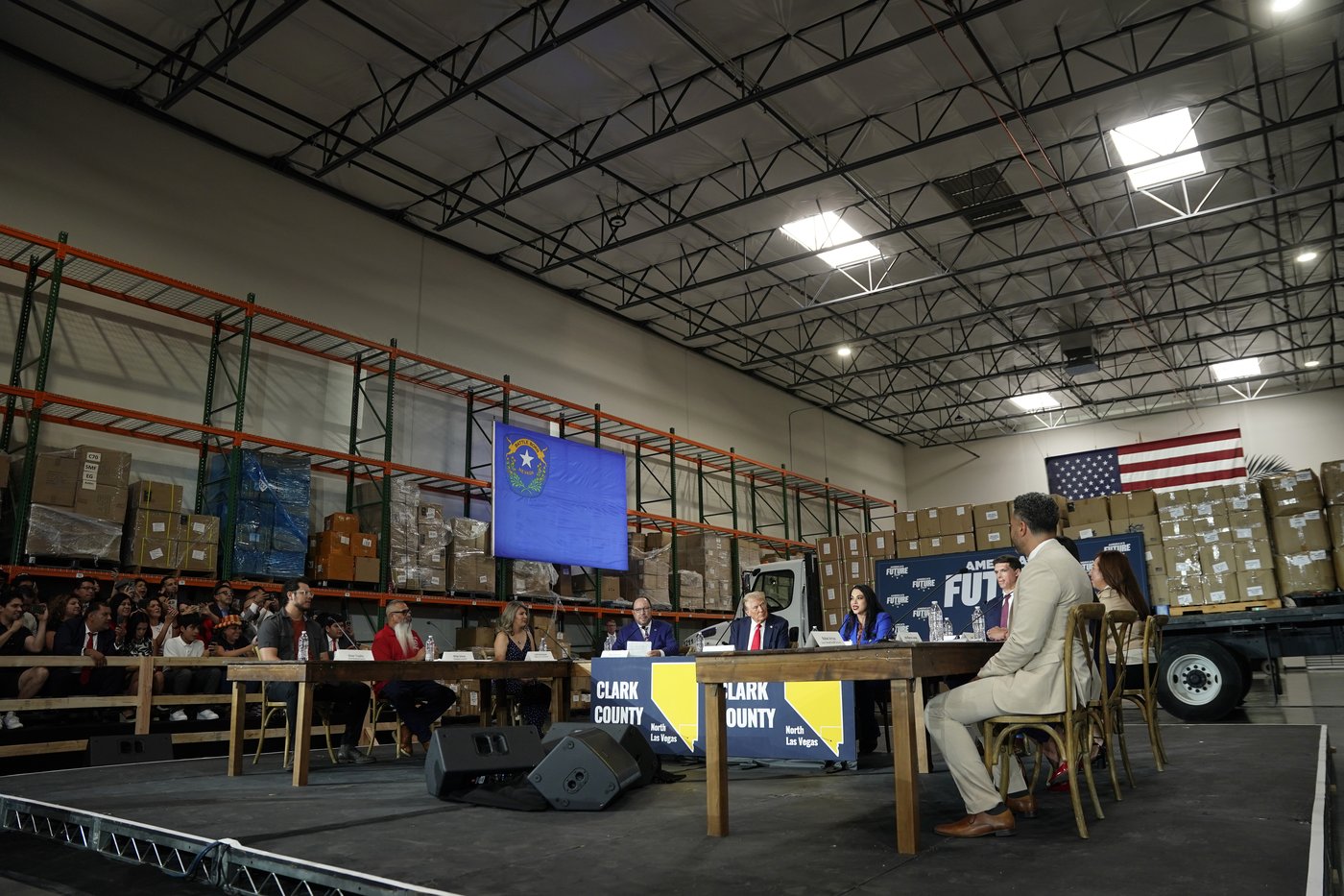 Trump hears at a Latino campaign event from someone who lived in the US illegally | iNFOnews.ca Trump hears at a Latino campaign event from someone who lived in the US illegally | iNFOnews.ca