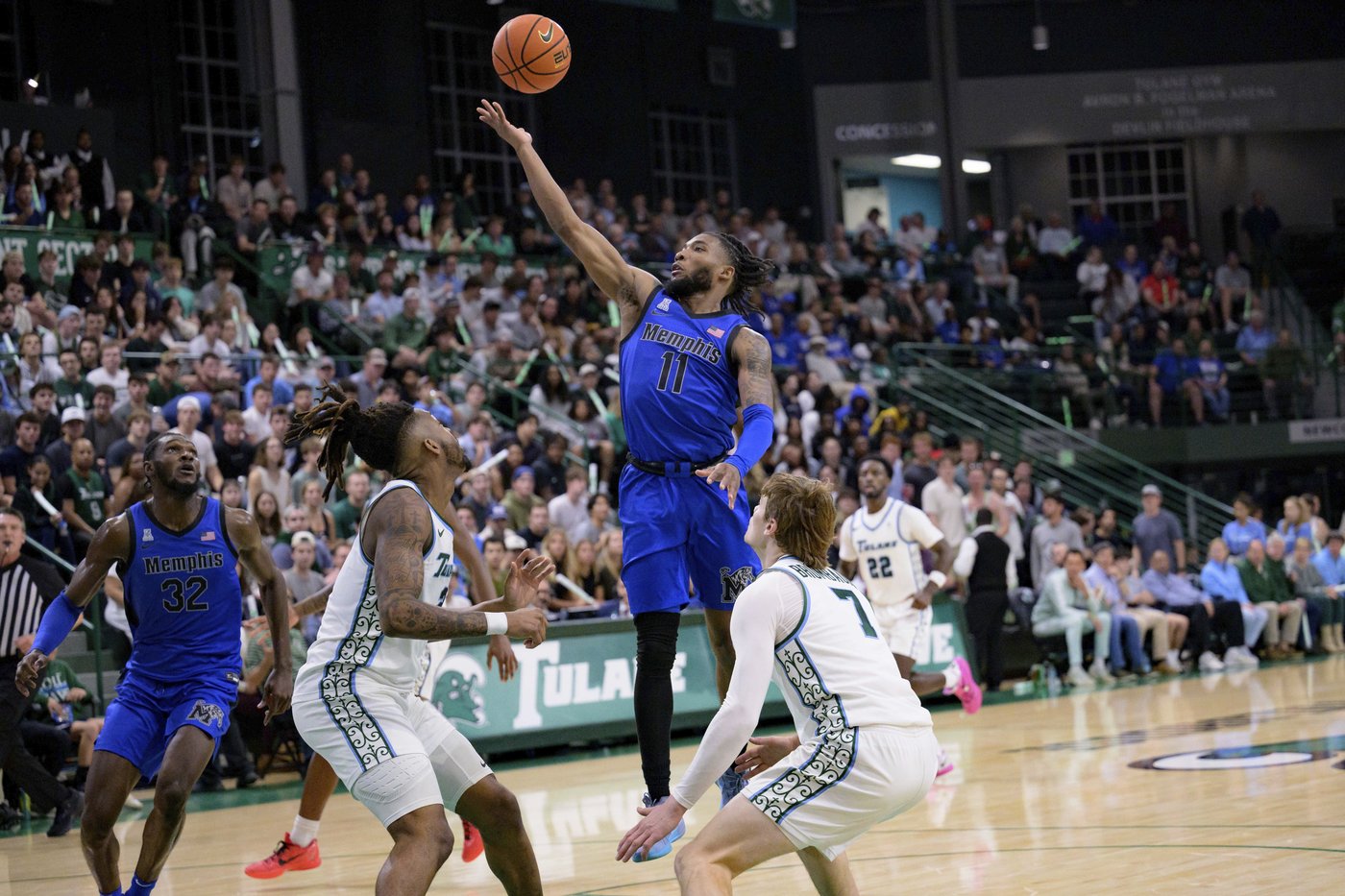 Dain Dainja, Colby Rogers help No. 19 Memphis pull away for 68-56 win over Tulane | iNFOnews.ca