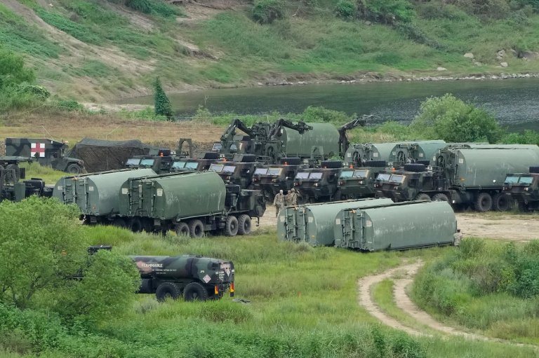 South Korea hopes for talks between US and North Korea after Trump downsizes military drills | iNFOnews.ca