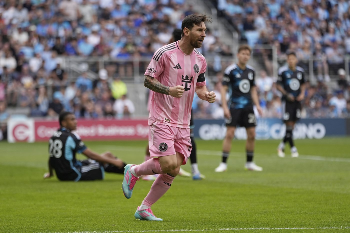 Lionel Messi to reveal his favorite goal, turn it into art for charity | iNFOnews.ca