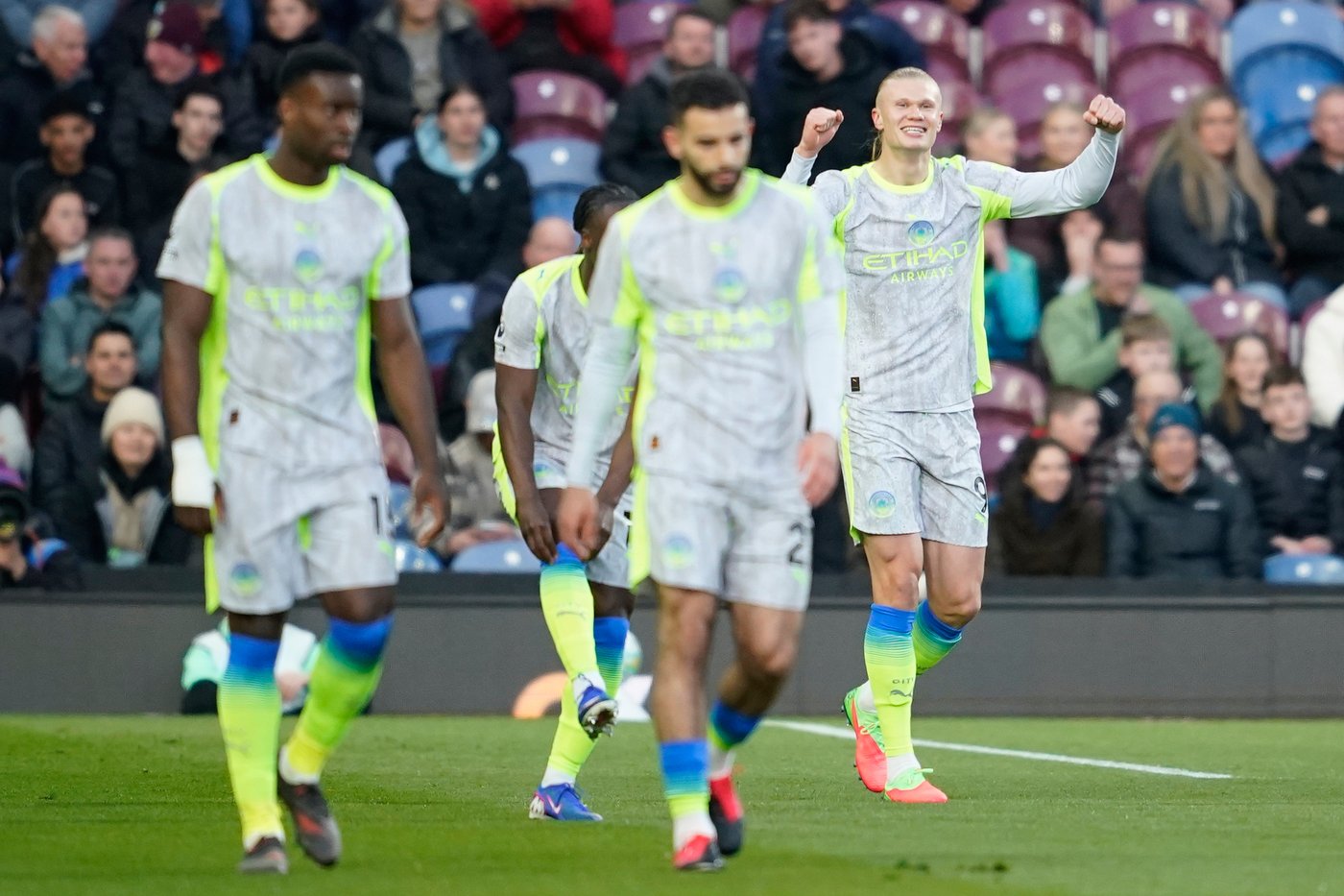 Man City top of Premier League as Haaland's winner relegates Burnley | iNFOnews.ca