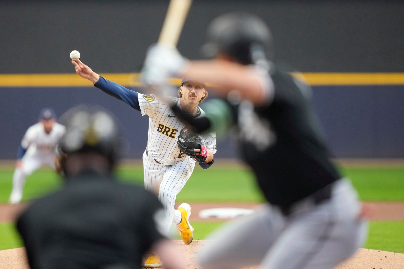 White Sox's Murakami joins Guardians' DeLauter in exclusive club with HRs in first 3 MLB games | iNFOnews.ca White Sox's Murakami joins Guardians' DeLauter in exclusive club with HRs in first 3 MLB games | iNFOnews.ca