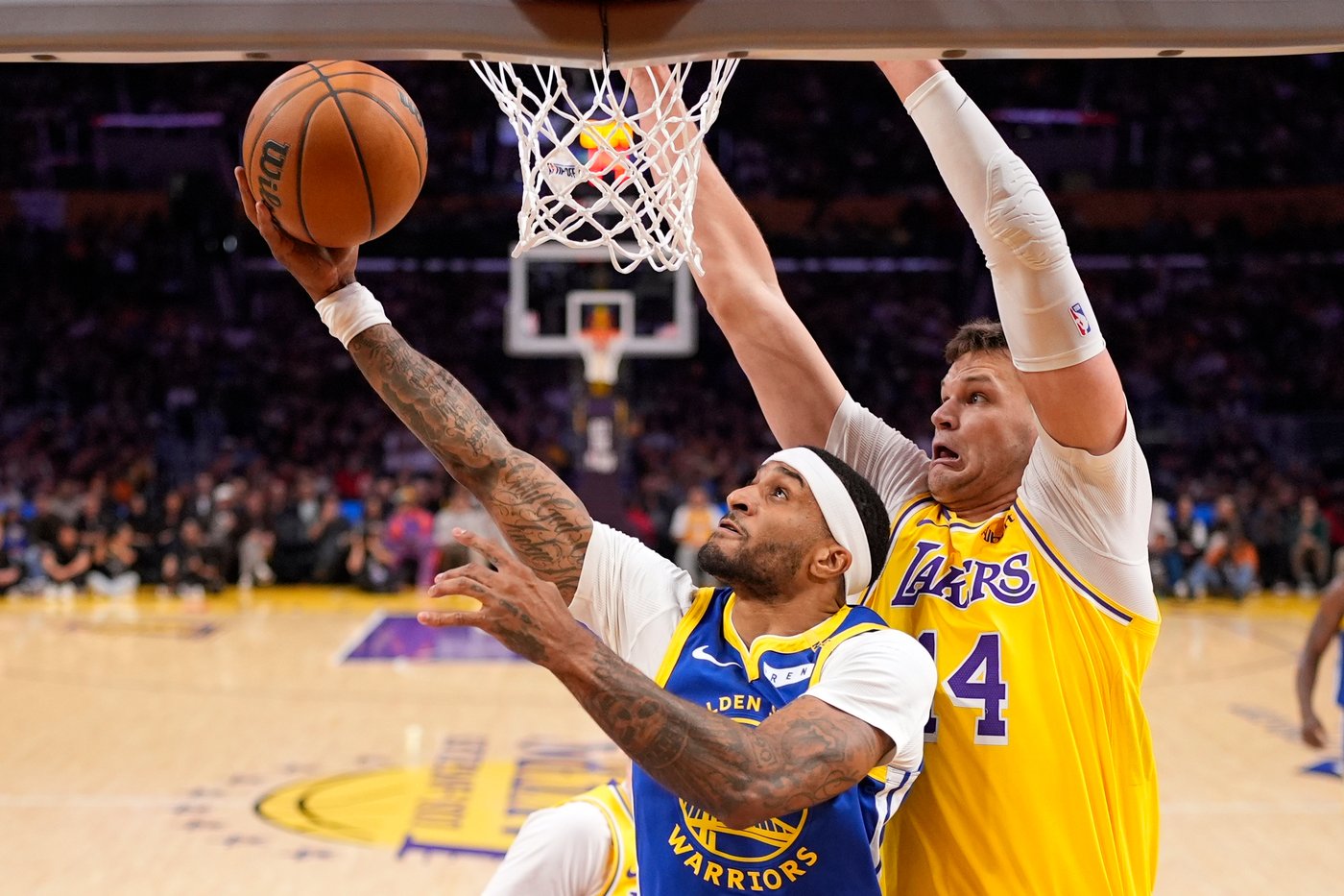 Walker Kessler has perfect Lakers debut with 12-for-12 shooting in 127-105 win over Warriors | iNFOnews.ca
