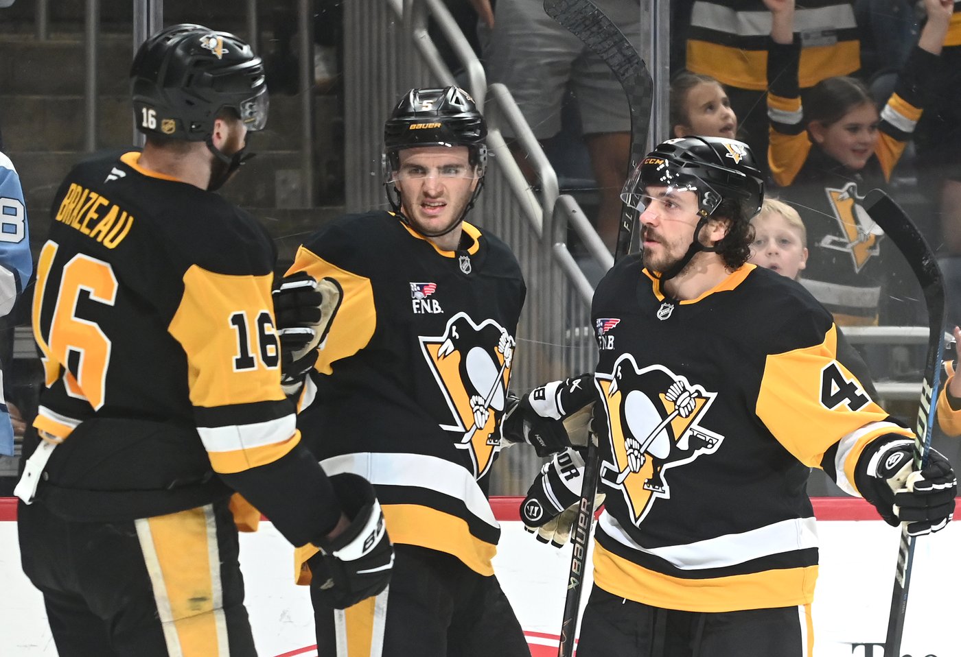 Malkin has 14th career hat trick, Penguins rout Panthers 9-4 to end Florida's bid for a 3-peat | iNFOnews.ca Malkin has 14th career hat trick, Penguins rout Panthers 9-4 to end Florida's bid for a 3-peat | iNFOnews.ca