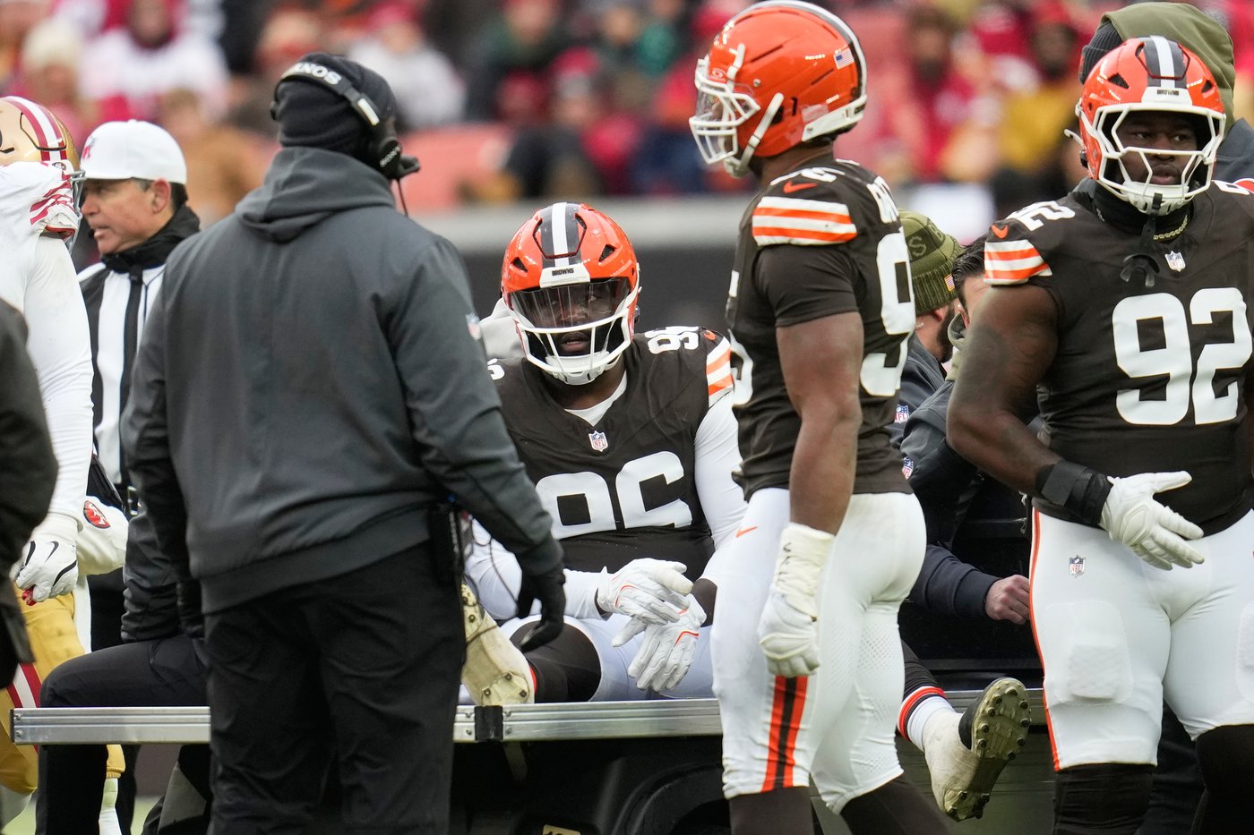 Browns' Maliek Collins to miss rest of season with quad injury | iNFOnews.ca