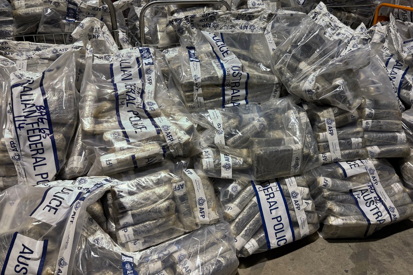 Australian police uncover 3 tons of cocaine | iN420