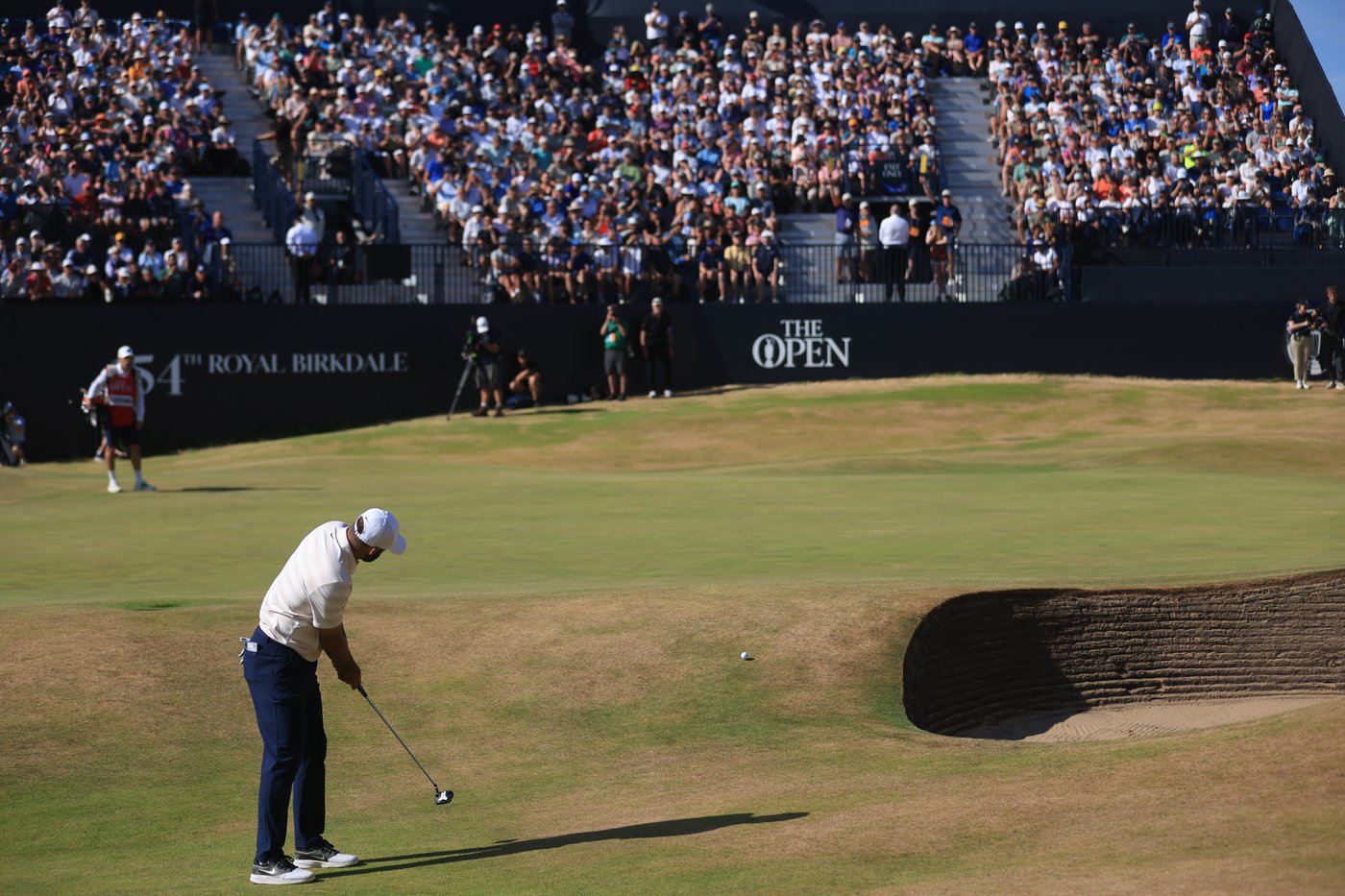 Scottie Scheffler gets bad bounces and a big break. It adds to a close call at British Open | iNFOnews.ca