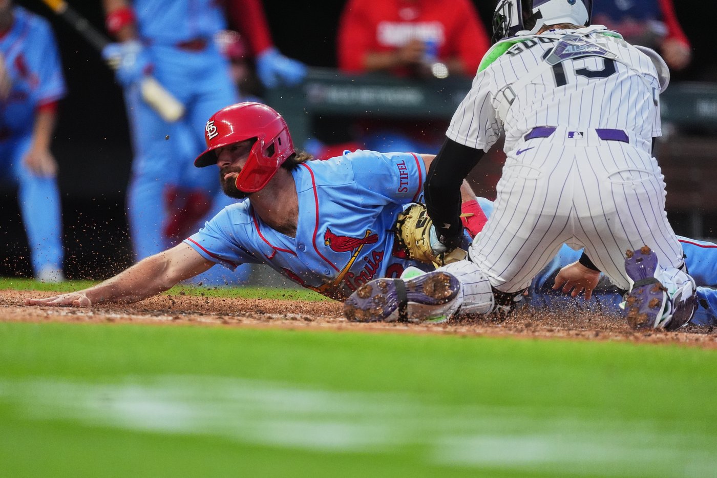 Rockies use 6-run 5th inning to beat Cardinals 10-7 | iNFOnews.ca