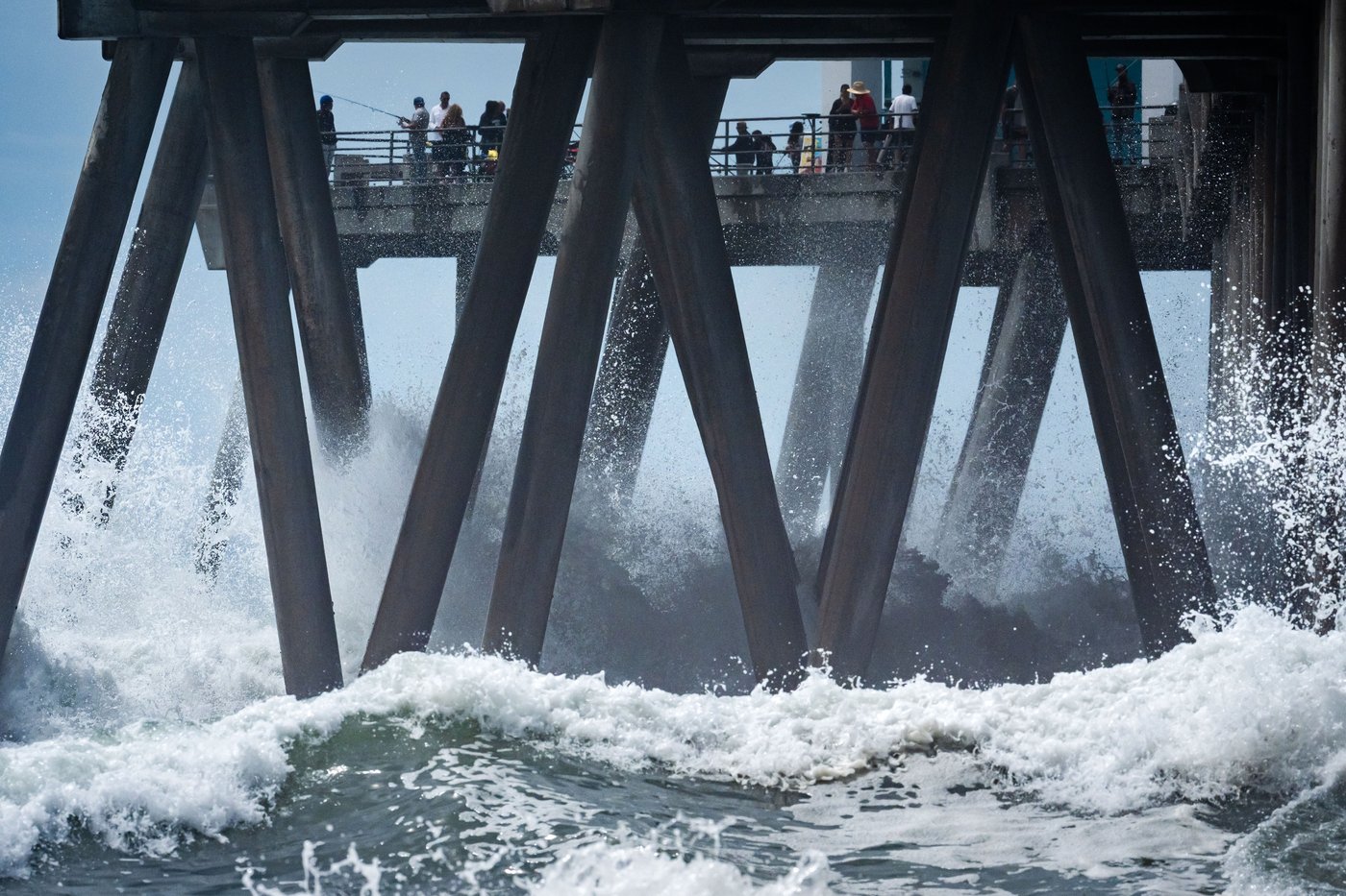 Hawaii's western islands hit by fierce winds from Hurricane Lowell, leaving extensive damage | iNFOnews.ca Hawaii's western islands hit by fierce winds from Hurricane Lowell, leaving extensive damage | iNFOnews.ca
