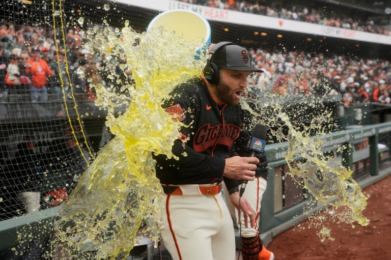 Schmidt, Gilbert and Ramos hit home runs as the Giants beat the Marlins 6-2 | iNFOnews.ca