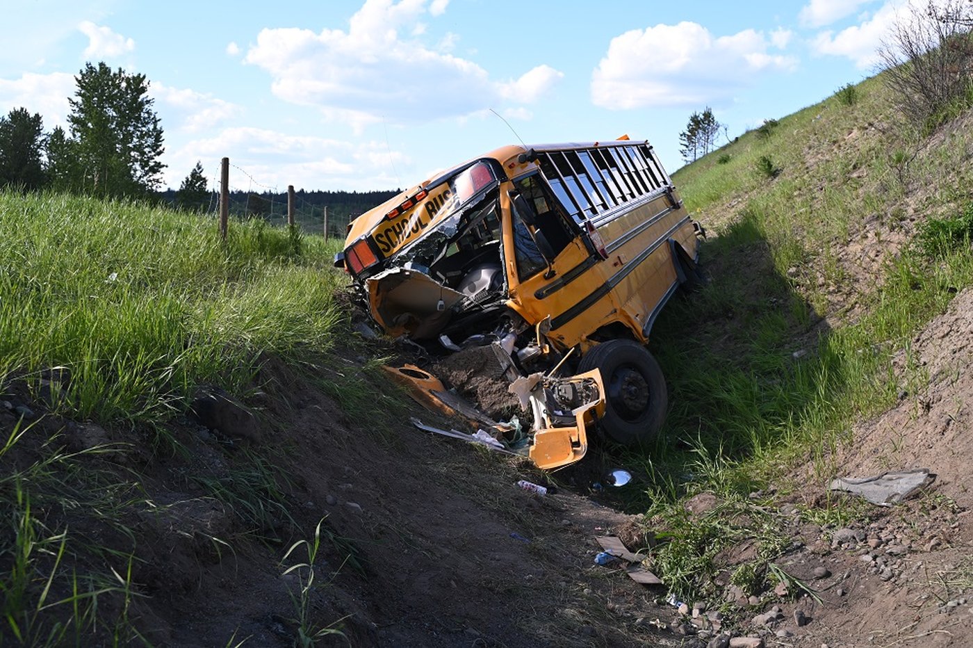 B.C. school bus crash was 'tragic accident,' set off by medical event: police | iNFOnews.ca