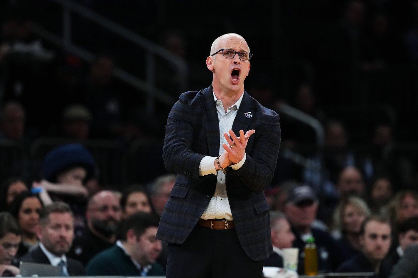 Dan Hurley calls UConn's loss at Marquette a 'choke job' after his team responds with a win | iNFOnews.ca Dan Hurley calls UConn's loss at Marquette a 'choke job' after his team responds with a win | iNFOnews.ca