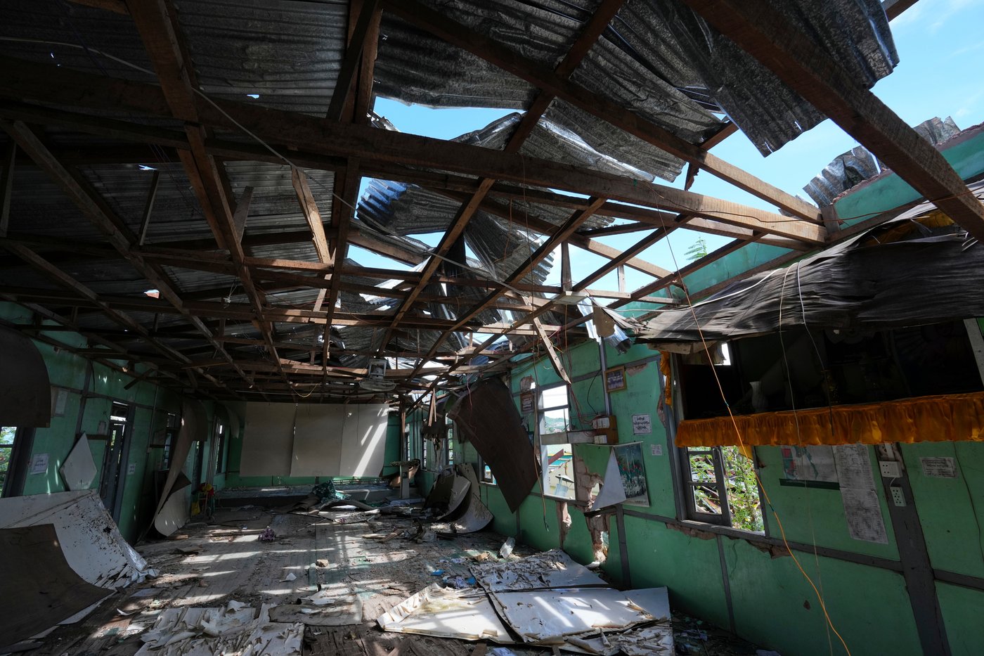 Photos show a town ravaged by civil war in Myanmar | iNFOnews.ca
