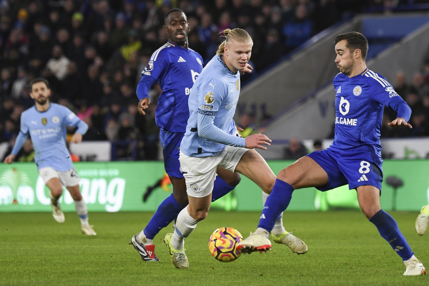Guardiola says Man City has 'no chance' of winning Premier League despite win in 500th game | iNFOnews.ca