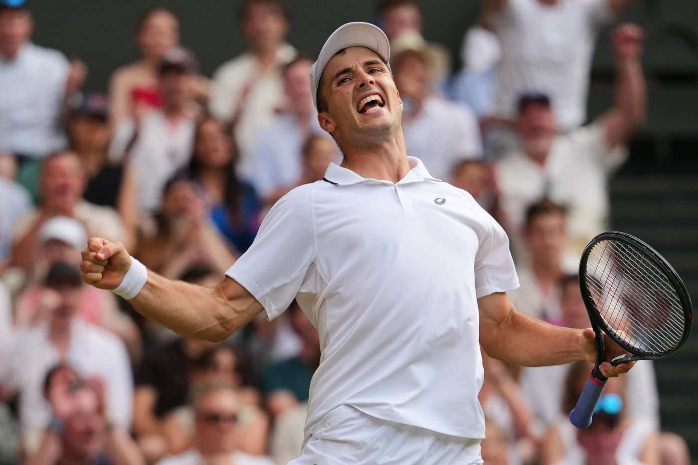 AP photographers pick their favourite photos from Wimbledon | iNFOnews.ca