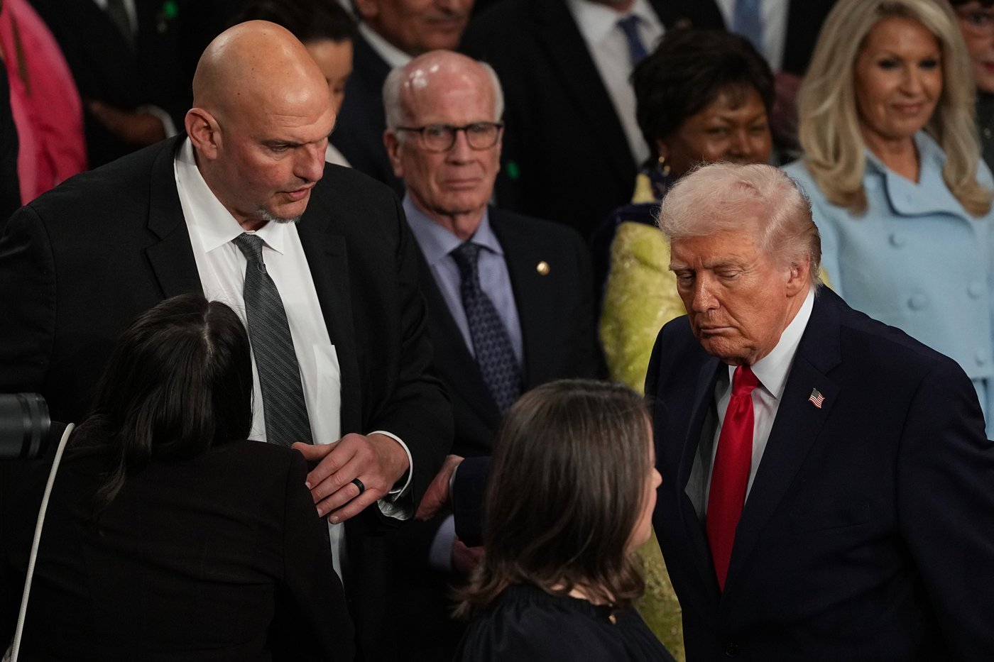 Trump urges Sen. John Fetterman to switch parties and become a Republican | iNFOnews.ca