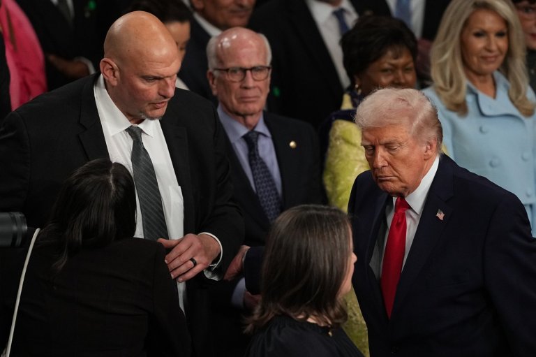 Trump urges Sen. John Fetterman to switch parties and become a Republican | iNFOnews.ca