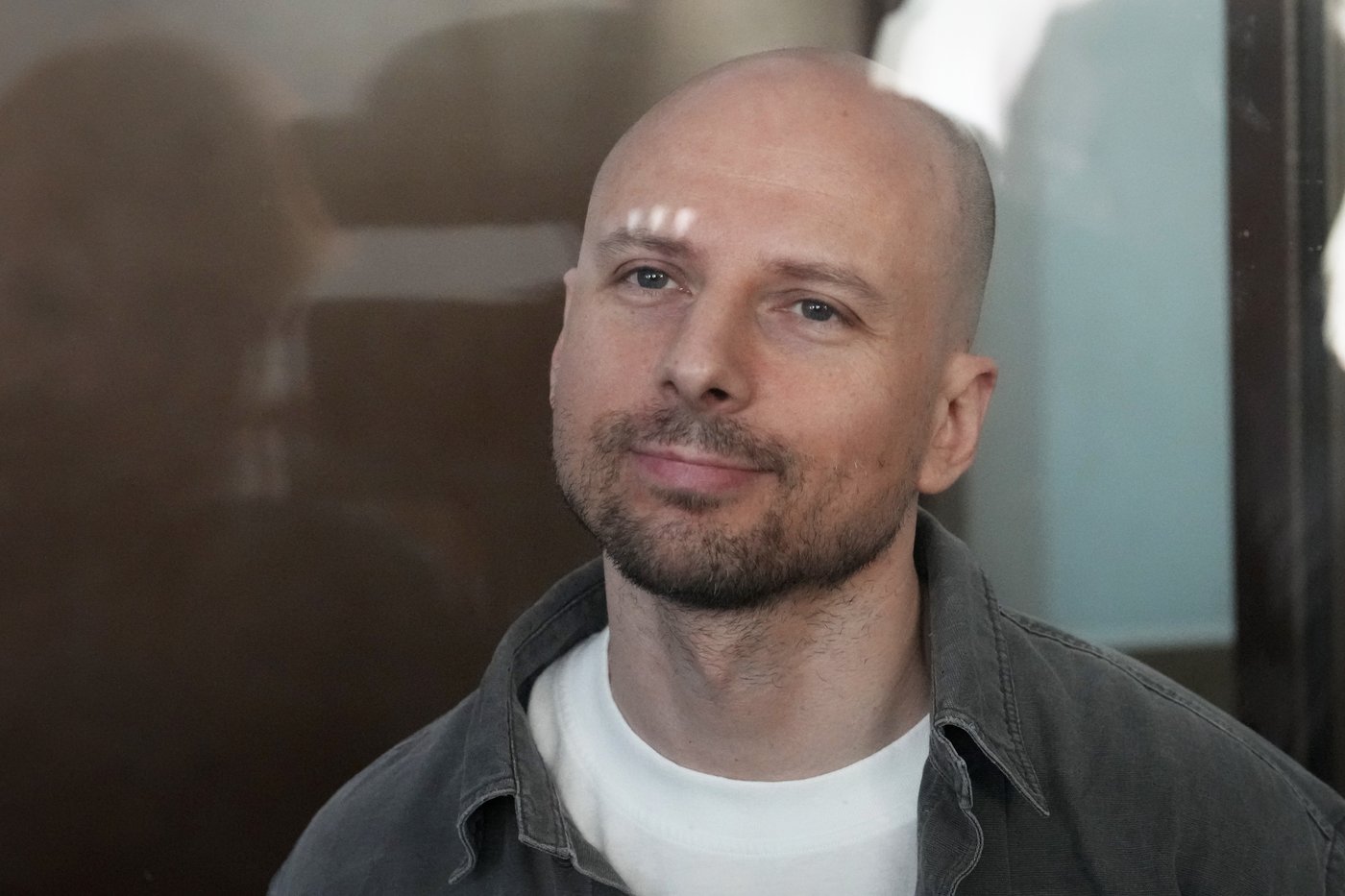 4 Russian journalists accused of working for a Navalny group go on trial in Moscow | iNFOnews.ca