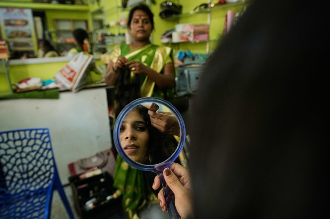 PHOTO ESSAY: A symbolic marriage ritual and beauty pageant brings India’s trans community together | iNFOnews.ca