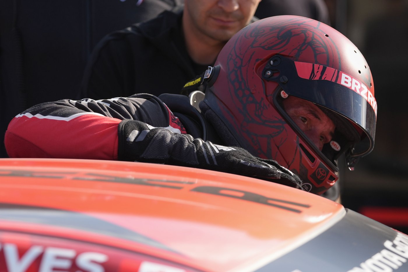 Keanu Reeves spins out at Indianapolis Motor Speedway in pro auto racing debut | iNFOnews.ca