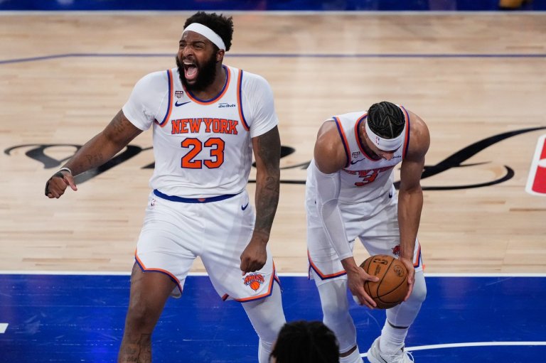 Mitchell Robinson agrees to a 3-year, $47.4 million deal with the Celtics, AP source says | iNFOnews.ca