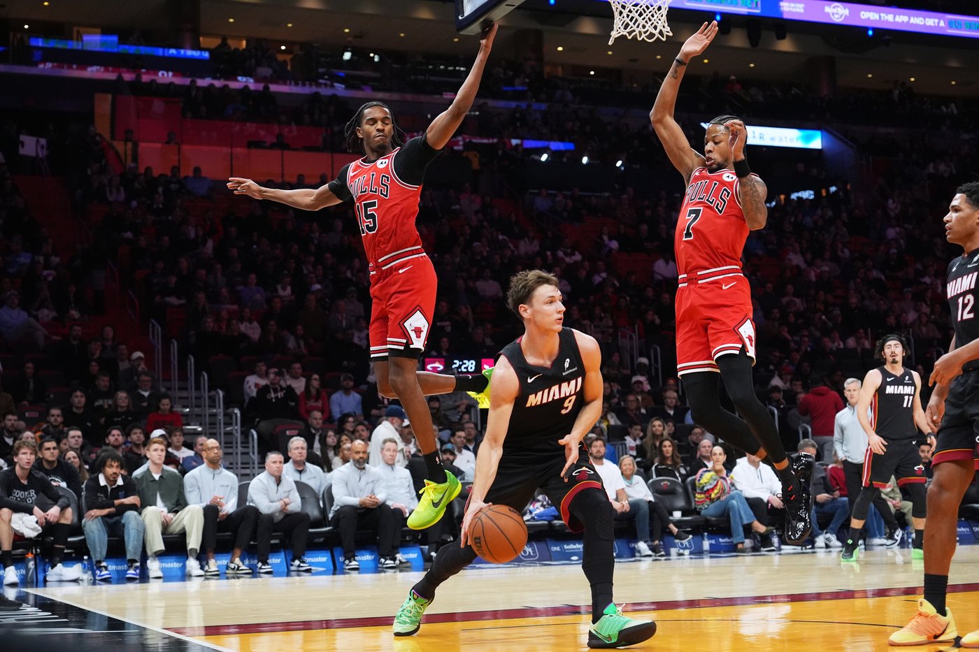 Heat build 54-point lead, roll past Bulls 134-91 with Adebayo, Larsson each scoring 20 | iNFOnews.ca Heat build 54-point lead, roll past Bulls 134-91 with Adebayo, Larsson each scoring 20 | iNFOnews.ca