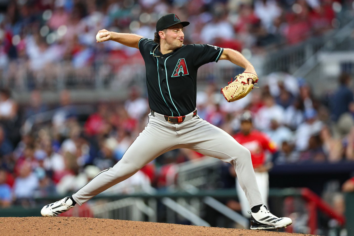Pfaadt throws 7 innings in the Diamondbacks' 2-0 victory over the Braves | iNFOnews.ca