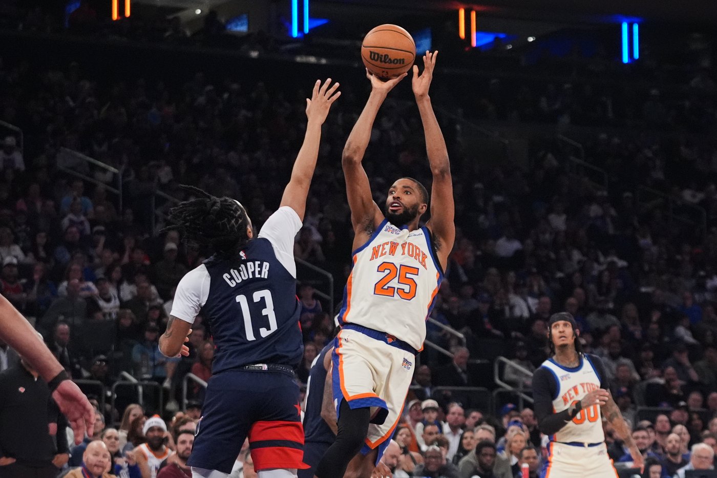 Knicks rout Wizards 145-113 to win their 6th straight and send Washington to its 16th straight loss | iNFOnews.ca Knicks rout Wizards 145-113 to win their 6th straight and send Washington to its 16th straight loss | iNFOnews.ca
