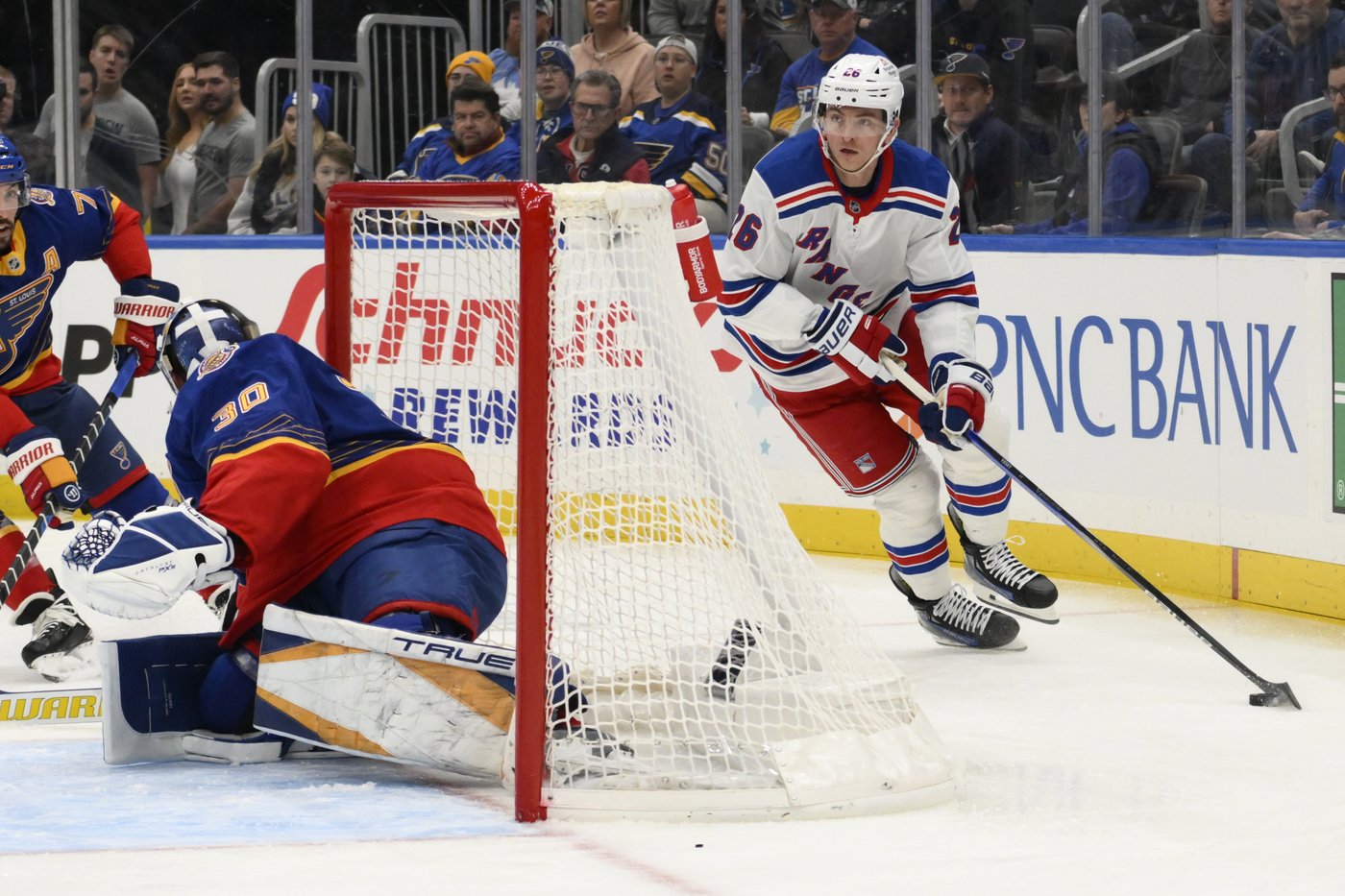 Thomas, Hofer spark the Blues to a 3-2 victory over the Rangers | iNFOnews.ca