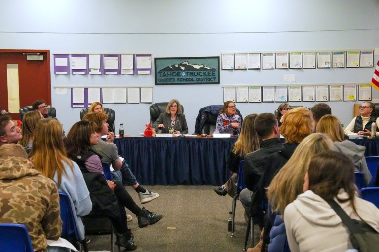 California school district near Nevada caught up in a dispute over transgender athlete policies | iNFOnews.ca