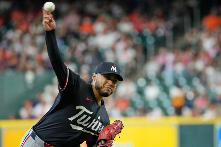 Taj Bradley fans 11 in Twins' 8-3 win over the Astros | iNFOnews.ca