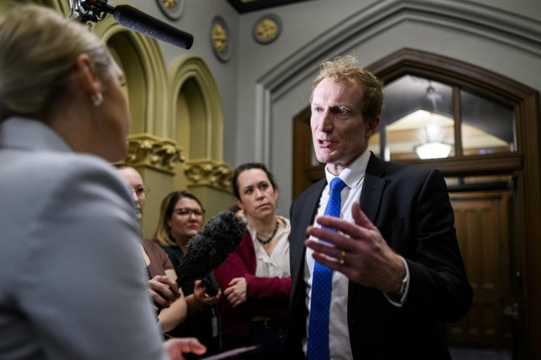 Feds to fold envoys on Islamophobia, antisemitism into new national unity council | iNFOnews.ca