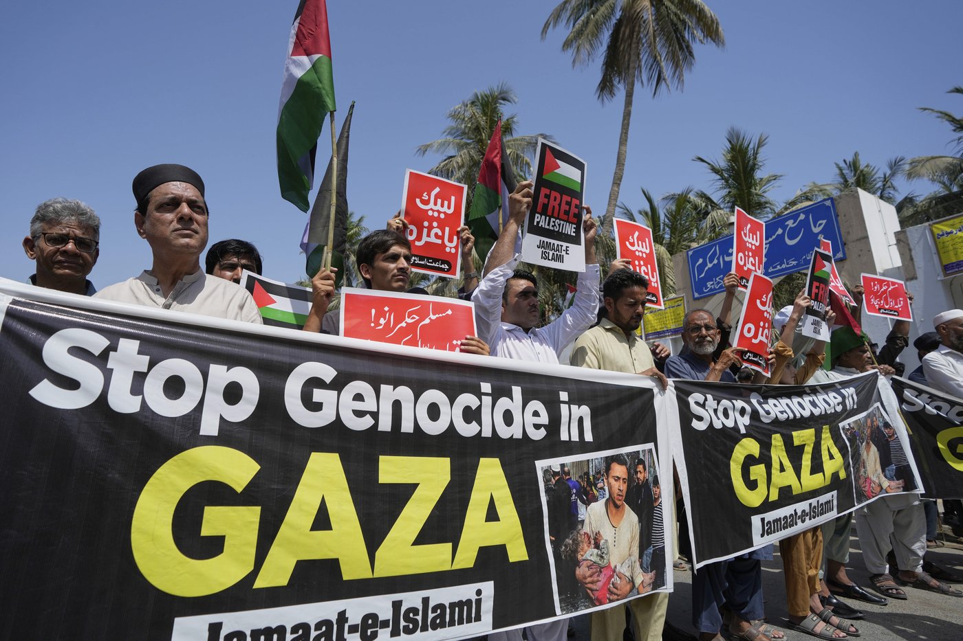 Thousands of Islamists rally in Pakistan against Israel’s bombing in Gaza | iNFOnews.ca
