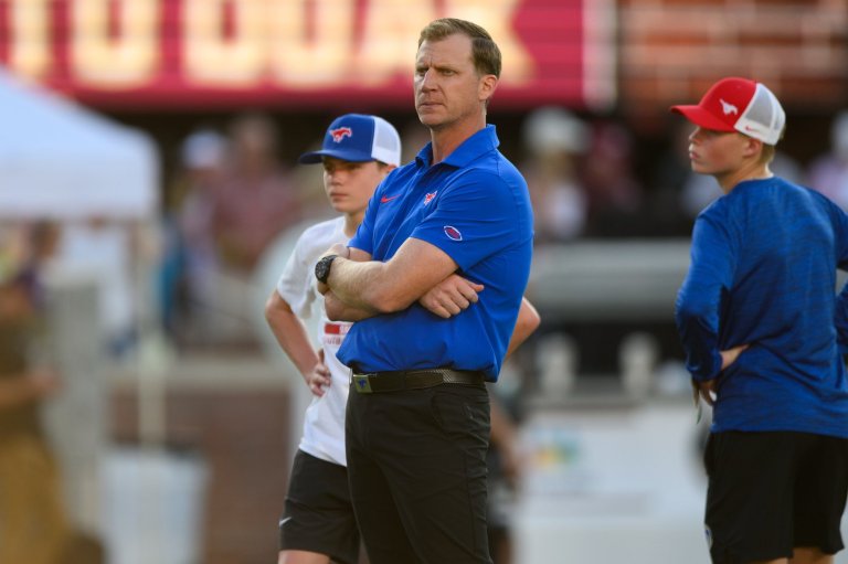 Start of No. 19 SMU-Florida State game delayed by power outage | iNFOnews.ca