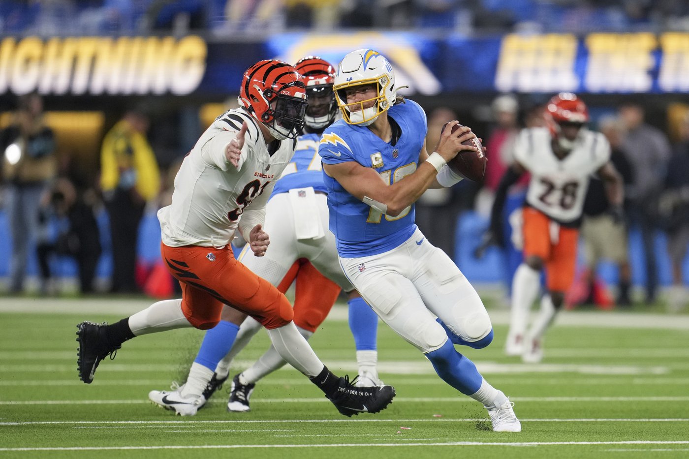Ravens' Jackson, Chargers' Herbert will take center stage once Harbaugh Bowl kicks off Monday night | iNFOnews.ca