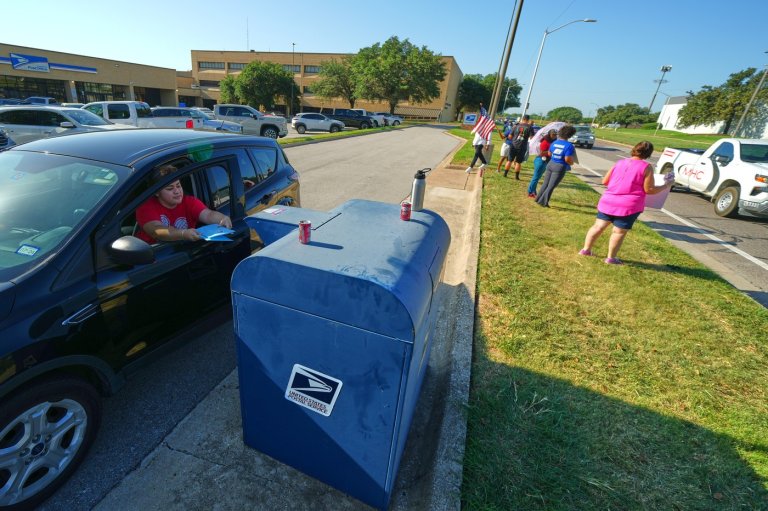 Court panel declines to block Trump's mail ballot order, but its status for midterms remains unclear | iNFOnews.ca