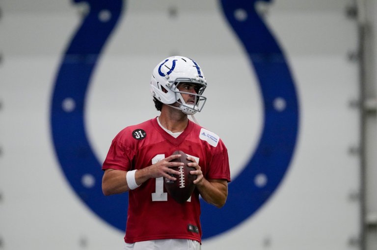 Colts QB Daniel Jones takes another significant step in his way back from torn Achilles tendon | iNFOnews.ca
