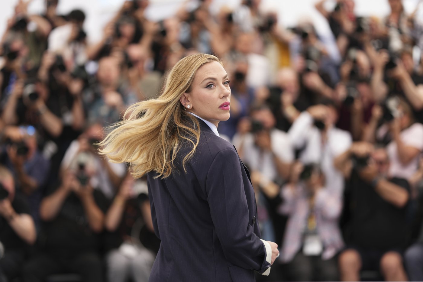 Scarlett Johansson debuts as a director in Cannes with a comic tale of grief and empathy | iNFOnews.ca Scarlett Johansson debuts as a director in Cannes with a comic tale of grief and empathy | iNFOnews.ca
