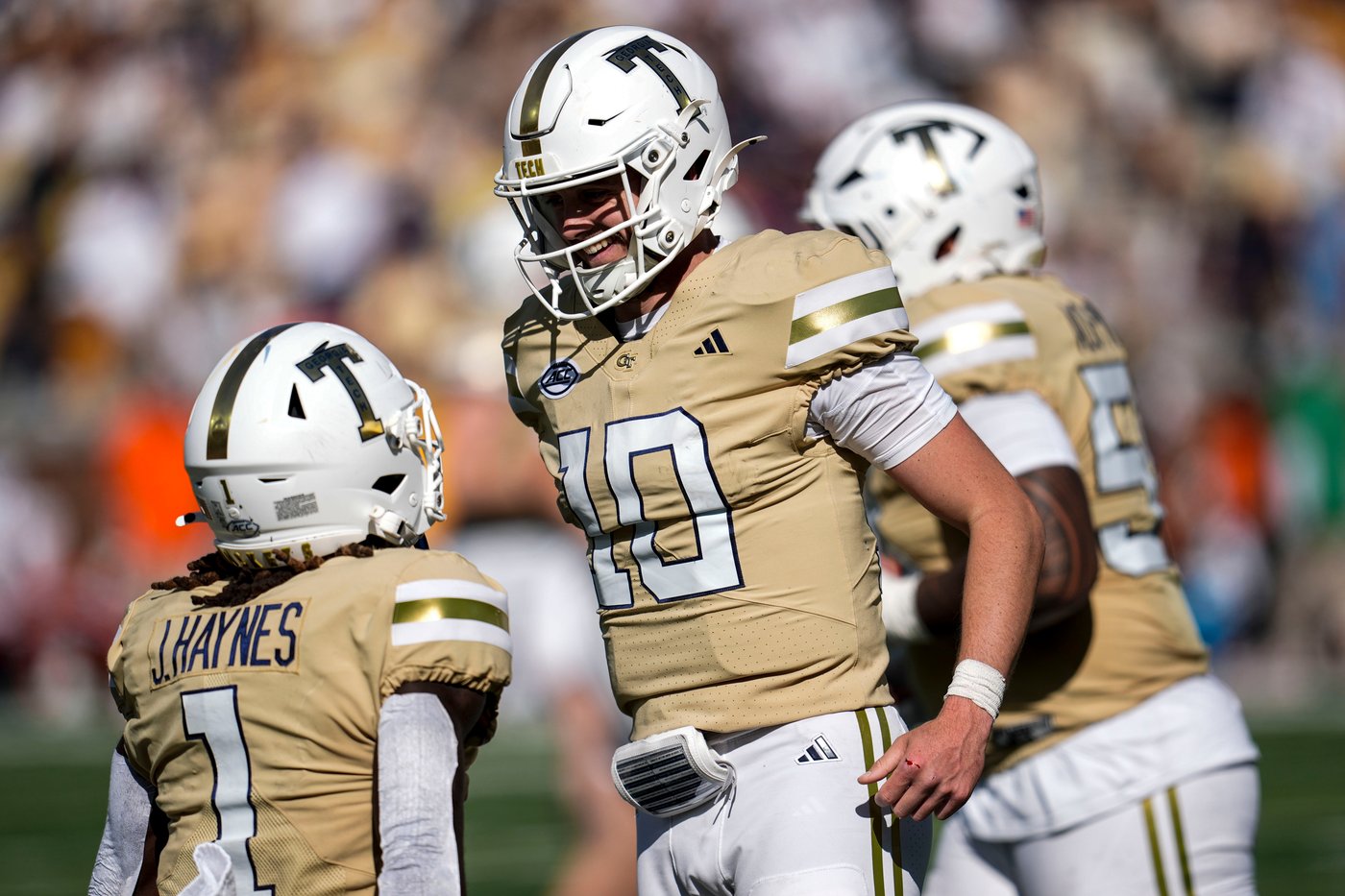 Unbeaten and 8th-ranked Georgia Tech looks to dodge upset at NC State | iNFOnews.ca Unbeaten and 8th-ranked Georgia Tech looks to dodge upset at NC State | iNFOnews.ca