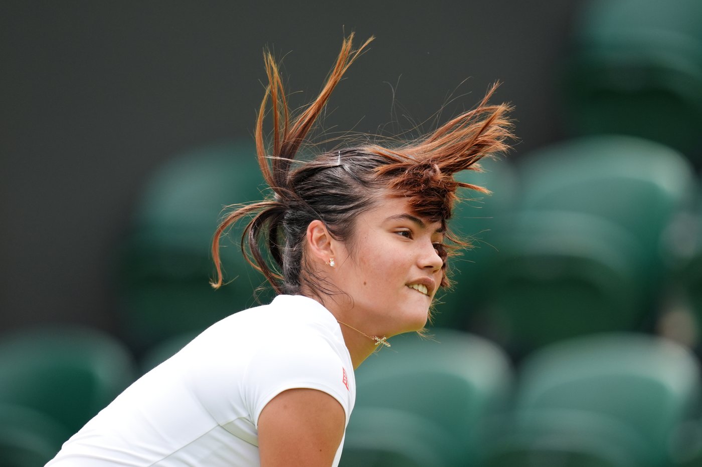 Emma Raducanu withdraws from Wimbledon on eve of opening match because of stress fracture | iNFOnews.ca Emma Raducanu withdraws from Wimbledon on eve of opening match because of stress fracture | iNFOnews.ca